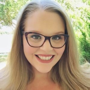 Meet your Posher, Macy